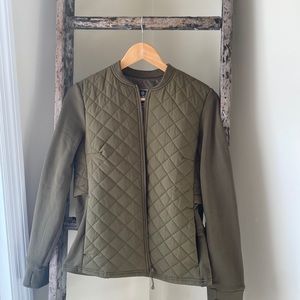 Mondetta Outdoor Project zip army green jacket- vest material in center